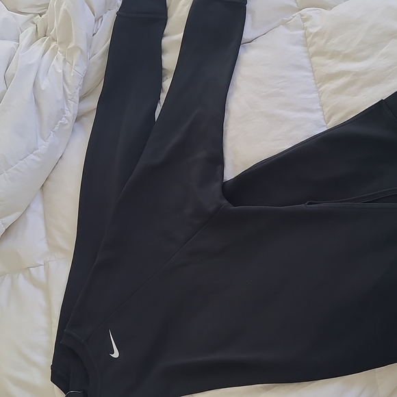 Nike sweatshirt - Picture 3 of 6